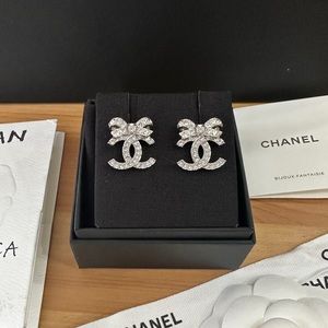 ❌ SOLD ❌ CHANEL 23S Bow CC Silver Crystal Studded Earrings